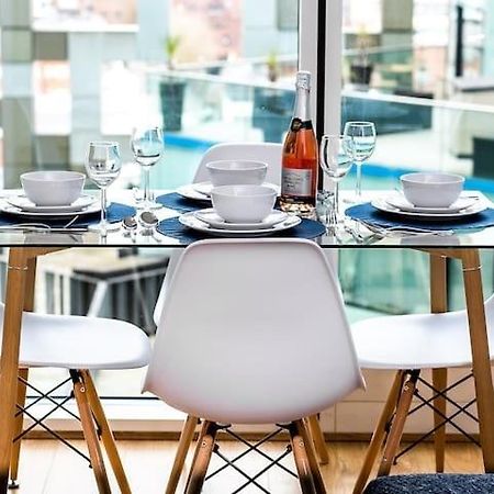 Pluxa Azure Cubic Apartment Birmingham Exterior foto