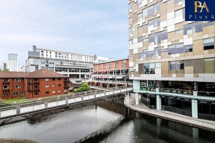 Pluxa Azure Cubic Apartment Birmingham Exterior foto